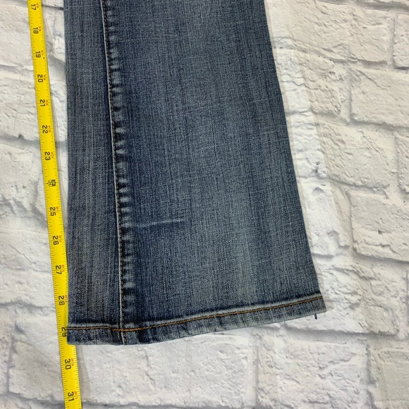Vigoss Bootcut Flap distressed Jeans Size 11 Medium wash denim Stretch - Picture 11 of 14